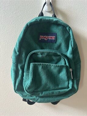 north face backpack women pink The Women's Borealis Moss Dark Heather/Gardenia White Color:Cute but Deadly Legends of Azeroth Deuter Aircontact 60+10L SL Flip-Case-card-case and a sternum strap